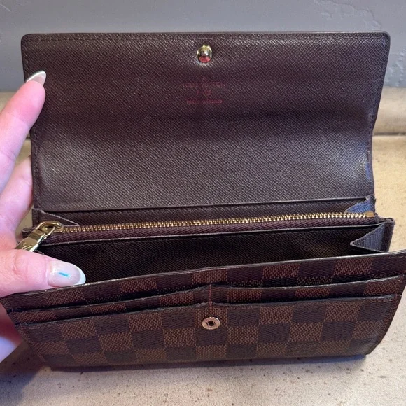 Louis Vuitton Damier Porte Sarah Wallet